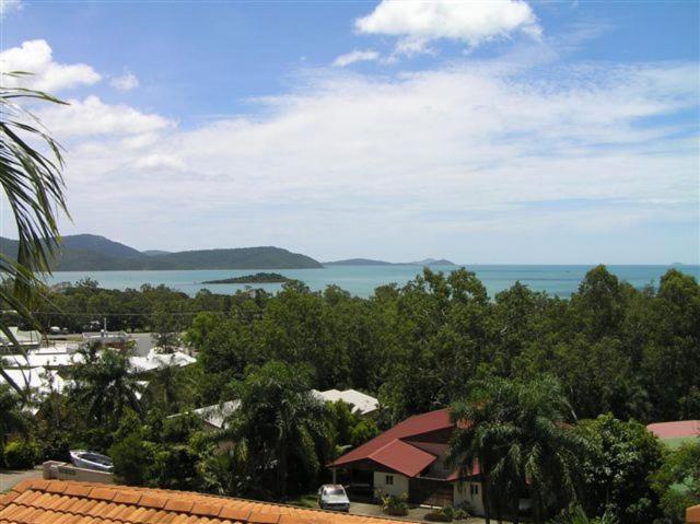 Reefside Villas - Whitsundays Airlie Beach Bagian luar foto